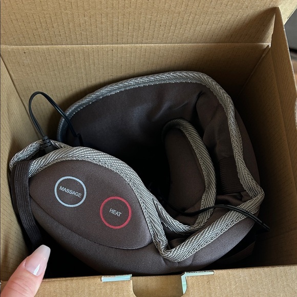 Homedics Gray Portable Back Massage Cushion with Heat - Picture 3 of 4